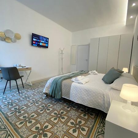 فندق Cavour 221 - Central Station باري المظهر الخارجي الصورة